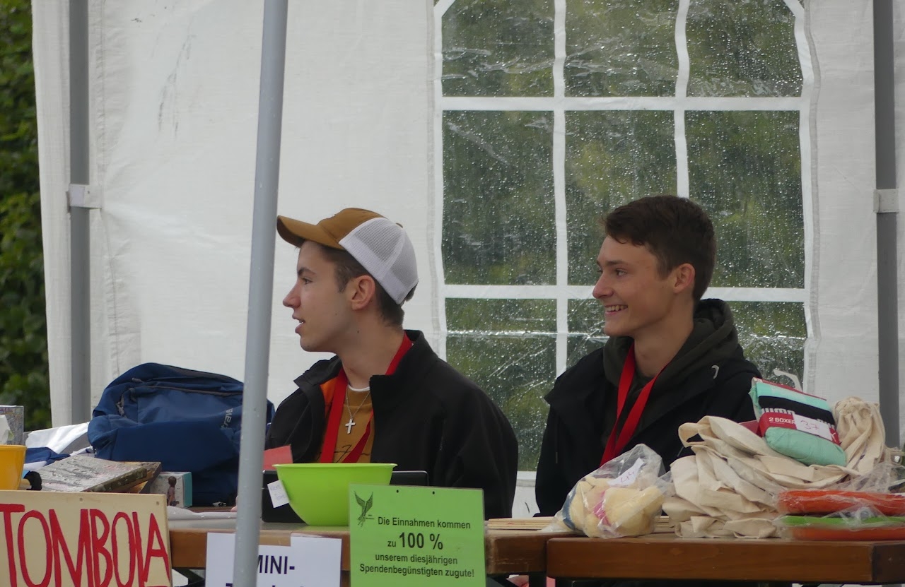 Bild vom 13. Benefizlauf im Jahr 2022. Dies ist das 76. Bild.